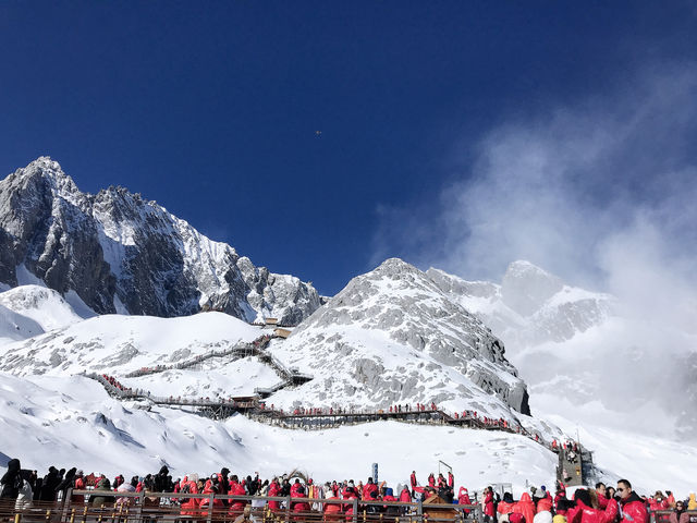 雲南玉龍雪山一日遊，感受大自然的壯麗與神秘