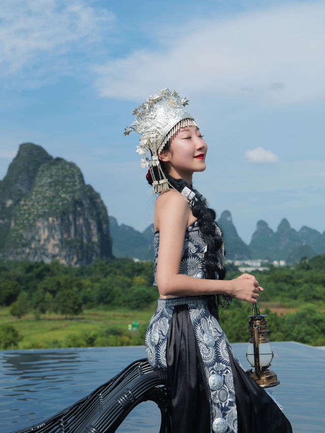 來陽朔住了一周的觀景房！每天一睜眼，跟落地窗外的青山問早安！