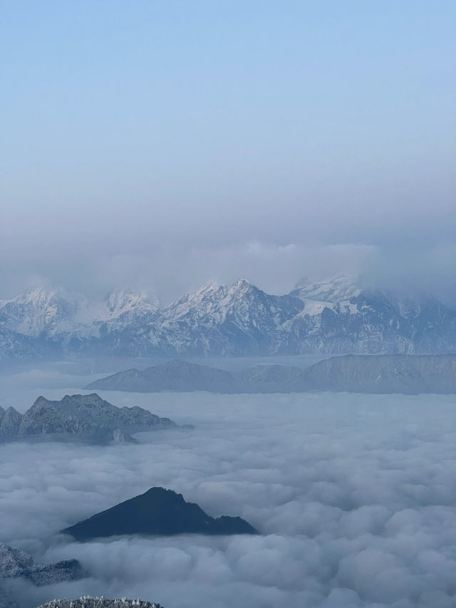 我想去爬牛背山！