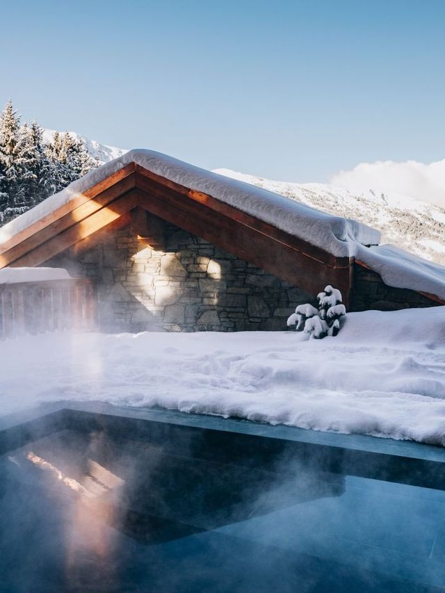 🏔️ Meribel's Marvel: Le Coucou Hotel Highlights 🛎️