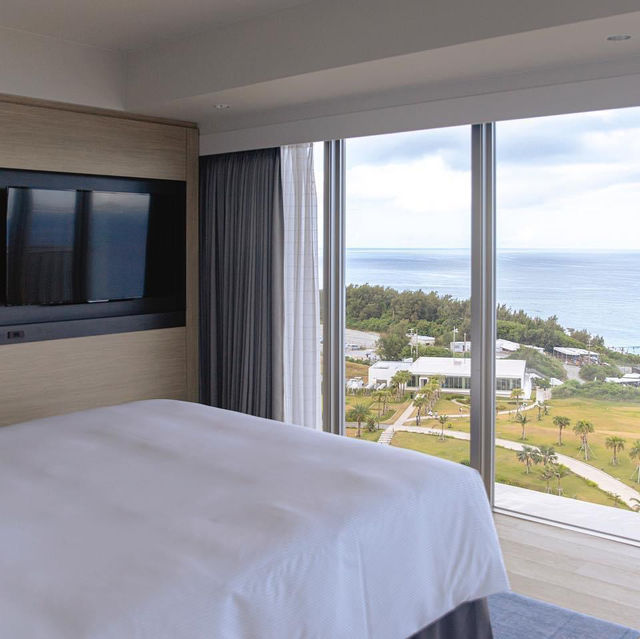 「沖繩Hilton Okinawa Sesoko Resort酒店：地理位置優越，餐飲種類豐富」