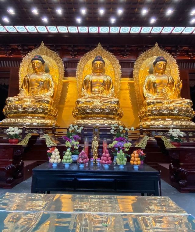 《陽江石覺寺：古剎靜逸，禪意悠然》。