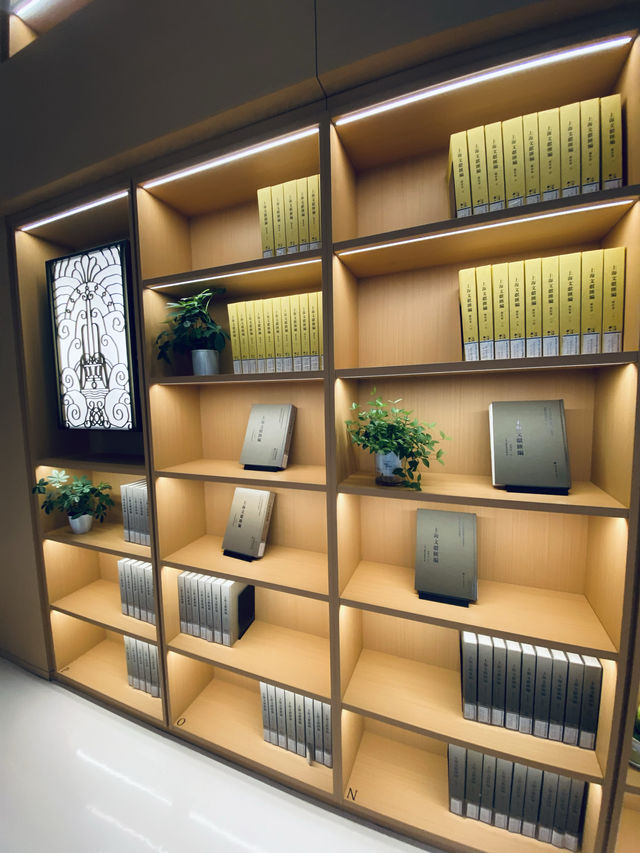 上海徐家匯書院1/2。