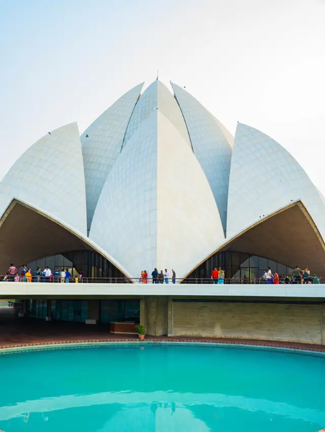 Experience a Relaxing Meditation Journey in New Delhi 