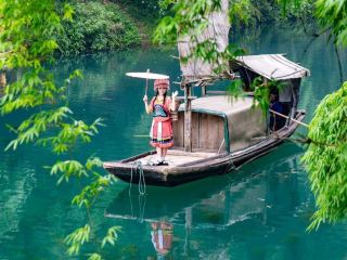 4 Days, 3 Nights Yangtze River Cruise: A Feast for the Senses