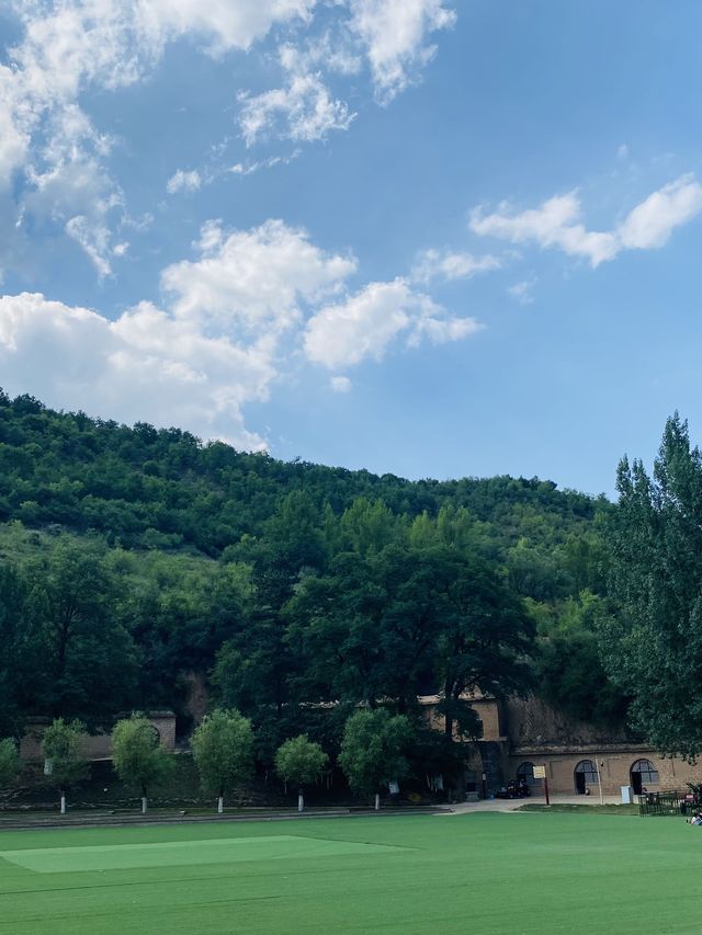 小長假延安2日遊 輕鬆玩轉革命聖地
