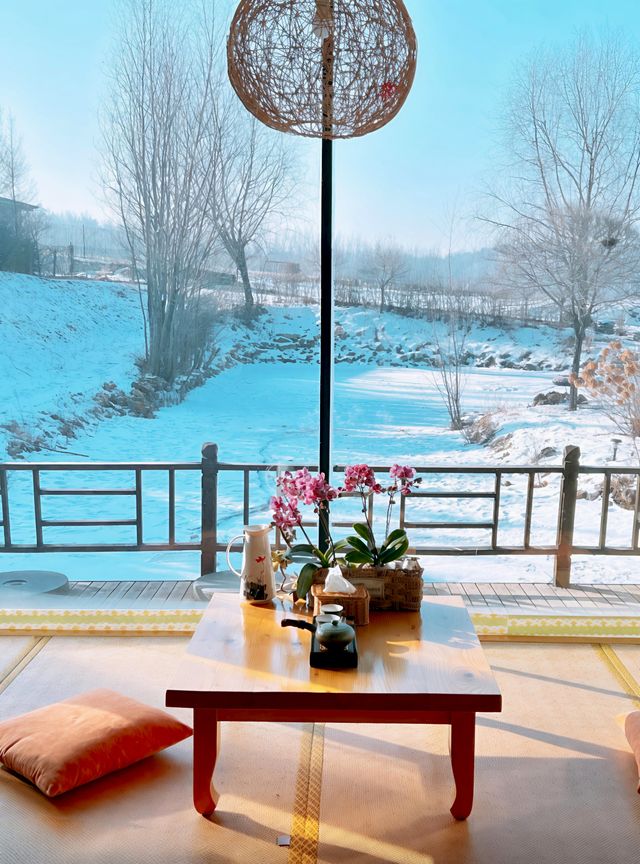 雪山腳下的溫馨小屋——半山居雪山民宿
