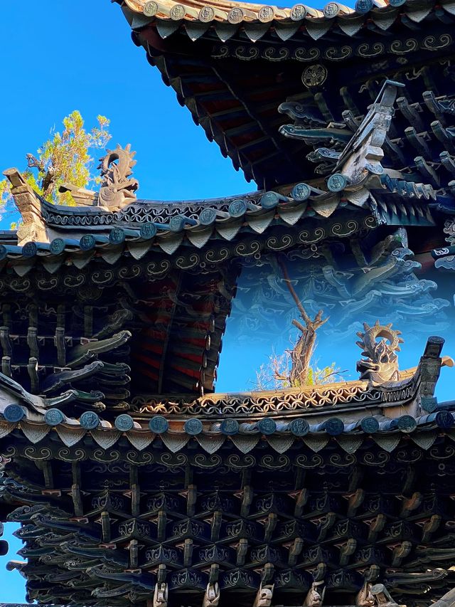 飛簷斗拱間的石屏古城凝固的歷史藝術