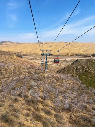 5 Hours West of Beijing, I Stumbled Upon a Singing Desert!