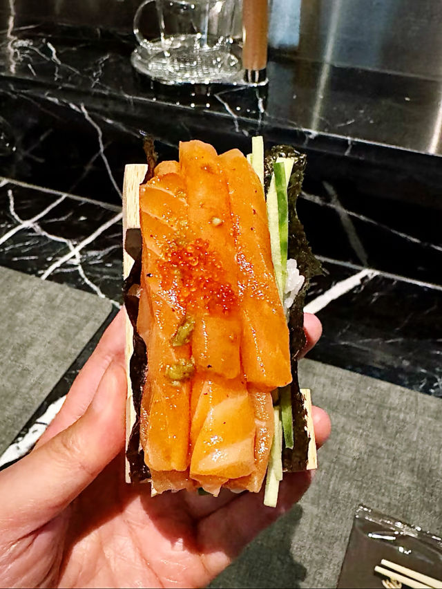 嘩嘩嘩，呢個禮拜三晚宵夜都去咗呢間！