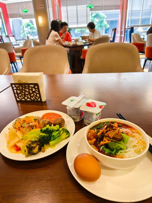 璞石酒店