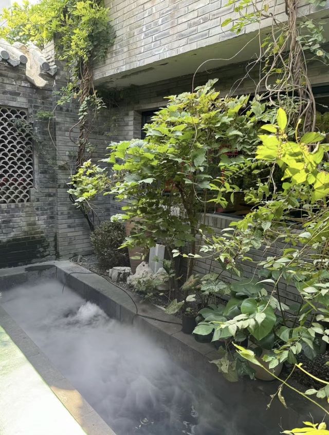 老北京胡同深處藏著嘅頂級奢華四合院！