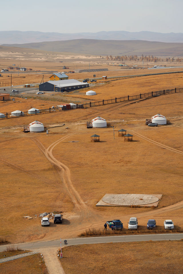 在蒙古國追到了一場盛大的秋天