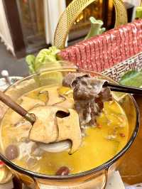 以為護城河夠美了,直到我來到了這……襄陽絕美中式庭院餐廳