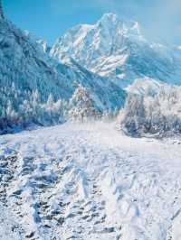 海螺溝3日奇幻之旅:赴一場日照金山的仙境之約