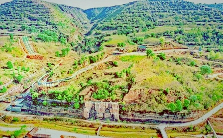 Hidden in the Loess Plateau! The secret realm of the ancient Yiqu Kingdom | Qingyang Lotus Pond autumn travel guide