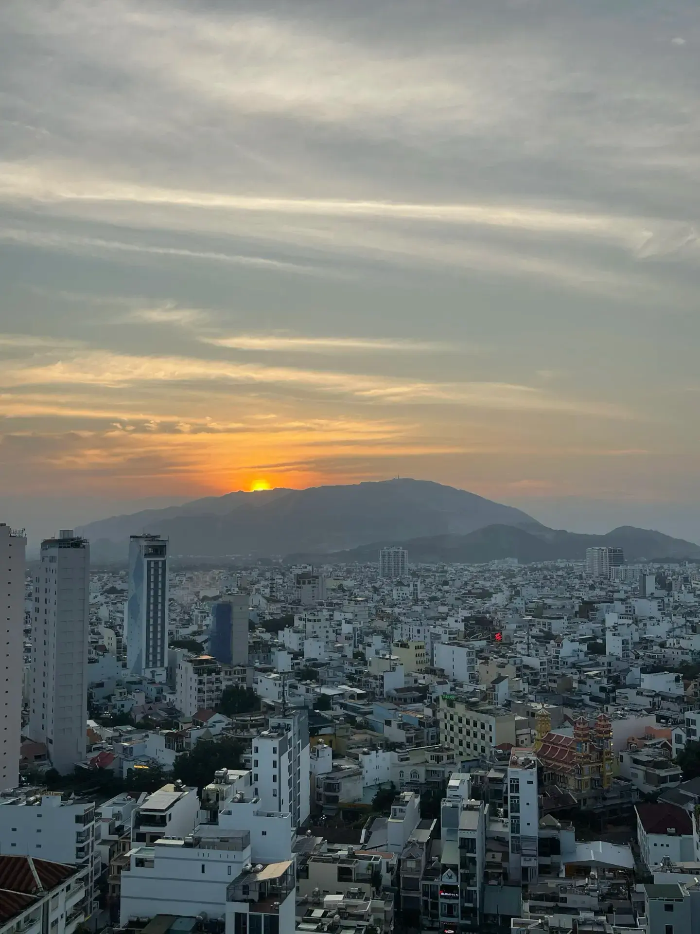 A scooter for 420 rubles a day and temples where there aren't a single tourist: 2 places near Nha Trang 🛵