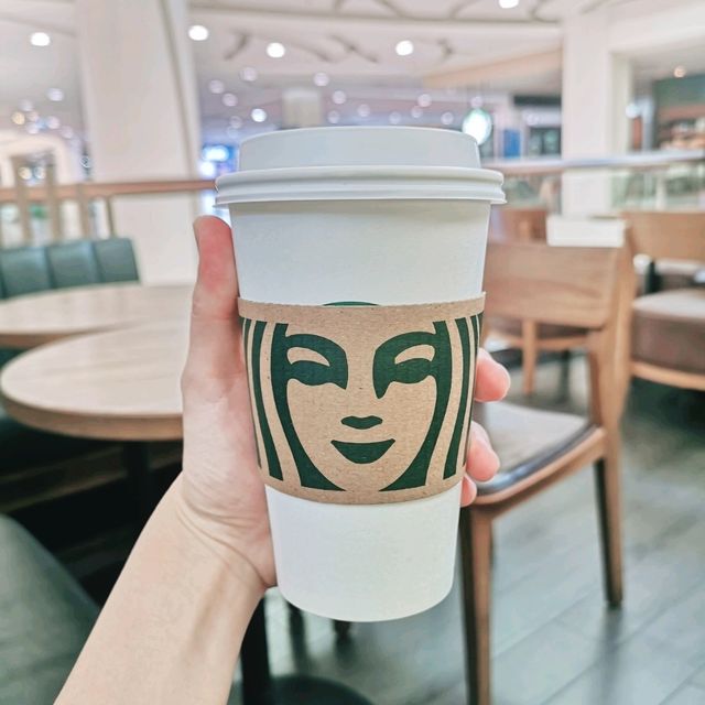 Starbucks Paradise Park 