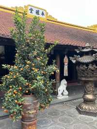 【ハノイ】最古の仏教寺院を見学。