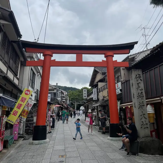 รีวิว Fushimi Inari Shrine 🦊