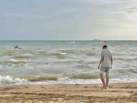 รับลมชมวิว ที่หาดจอมเทียนพัทยา Jomtien Beach 
