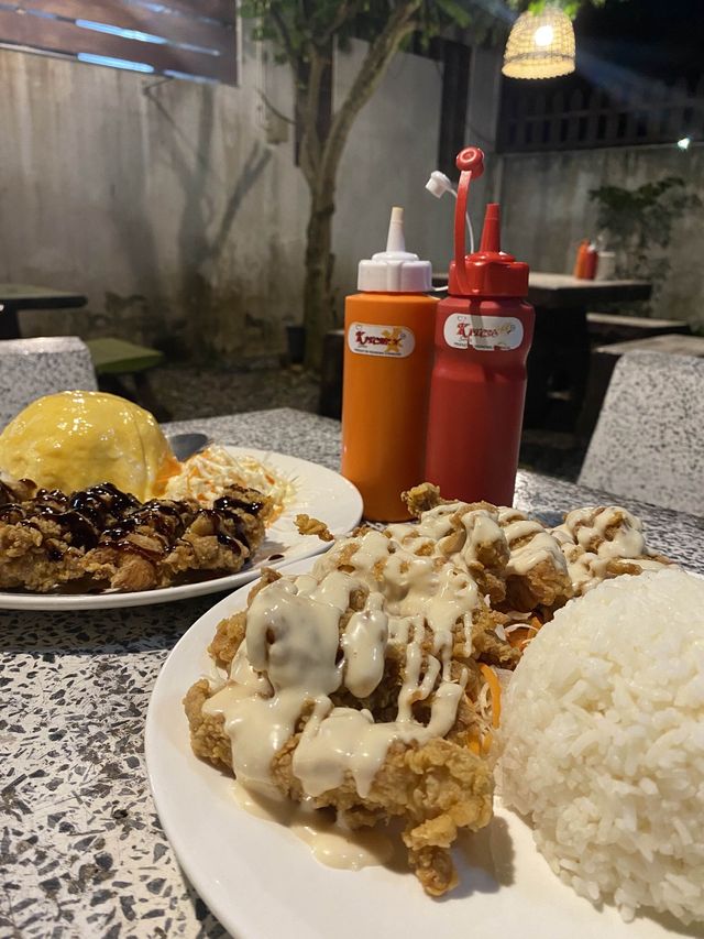 ข้าวไก่กรอบพี่เน่
