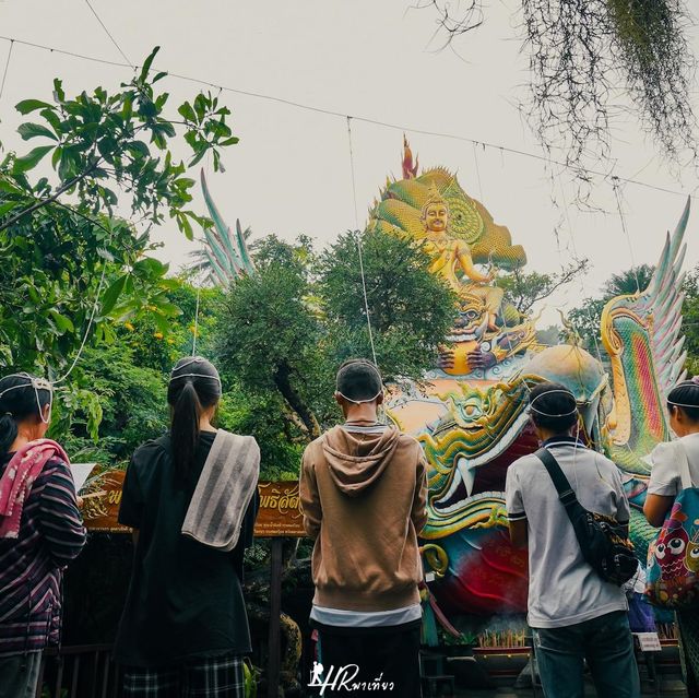 วัดถ้ำผาแด่น จ.สกลนคร