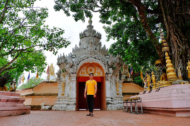 วัดพระสิงห์ พระอารามหลวง เชียงราย