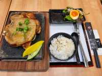 假日吃飯散步好去處