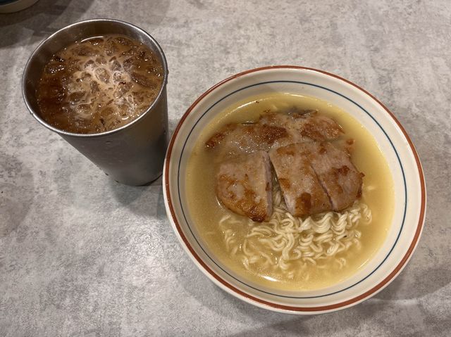估唔到香港都食到泰國早餐
