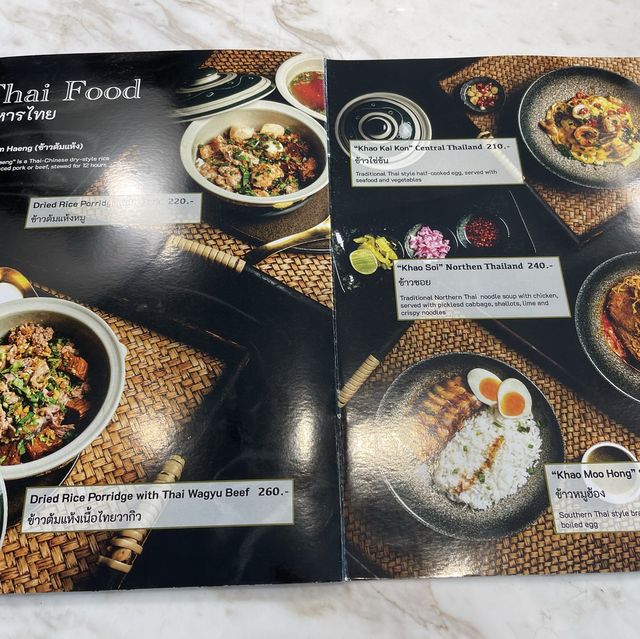 คาเฟ่สไตล์บรันช์ Cafe Marquina