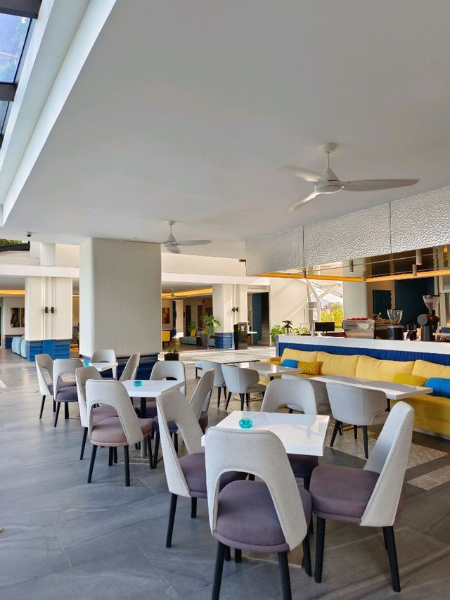 Relo' The Urban Escape ที่พักติดทะเลหัวหิน