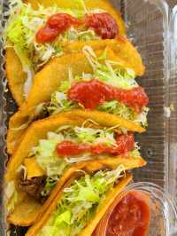 沖縄本島で大人気のタコス店 MEXICO