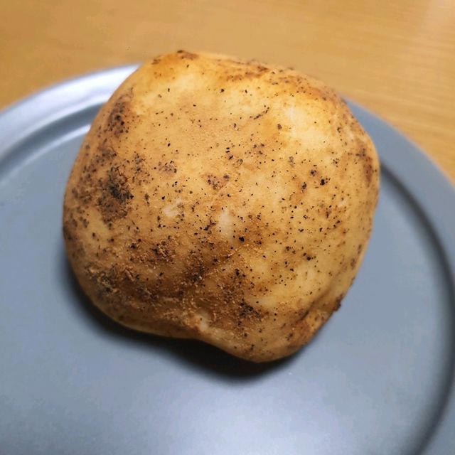 【現代百貨店グルメ】チュンチョンカムジャパッのじゃが芋パン
