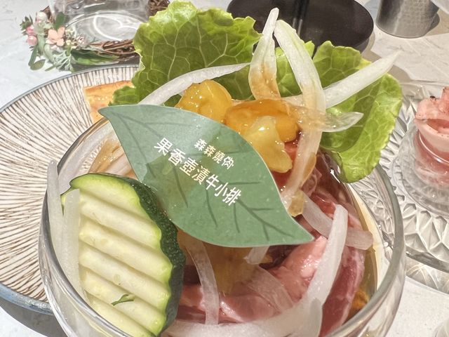 森森燒肉 肉品都好好吃 自助吧好奢 每種飲料都想來一點