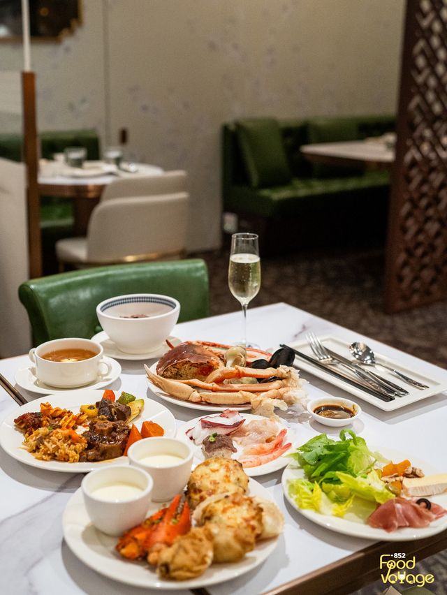 【六國酒店海陸空豪華自助餐】