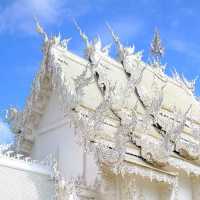 วัดร่องขุ่น (Wat Rong Khun - White Temple)