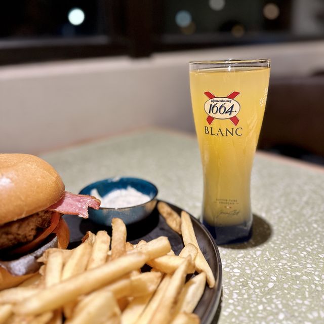 將南海旁Happy Hour 