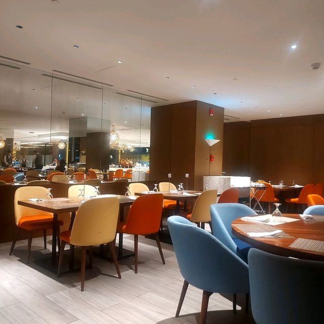 An Chance Encounter: Waling Waling Cafe 