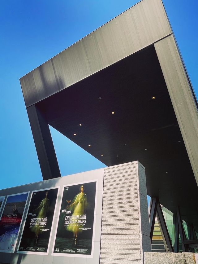 DIOR展＠東京都現代美術館