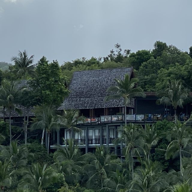 Four Seasons Resortโรงแรมสวยสุดประทับใจที่เกาะสมุย