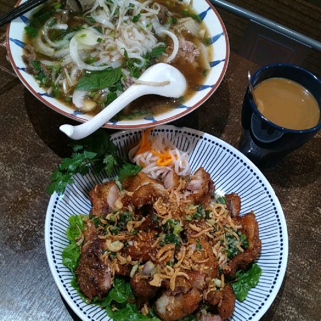 神秘食材鵝肝醬法包