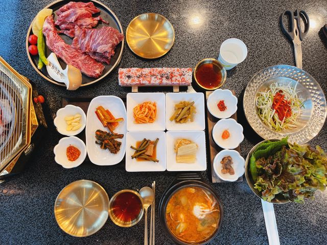 분위기 좋은 소고기 삼겹살 맛집 금관화로👑