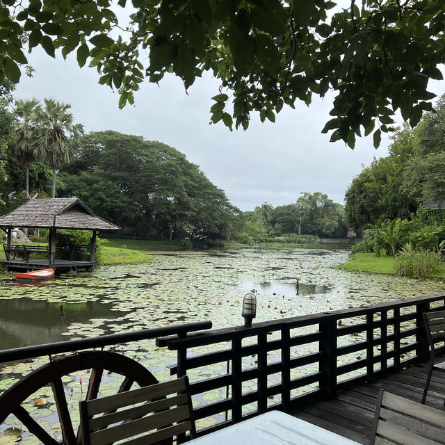 Lampang River Lodge Hotel