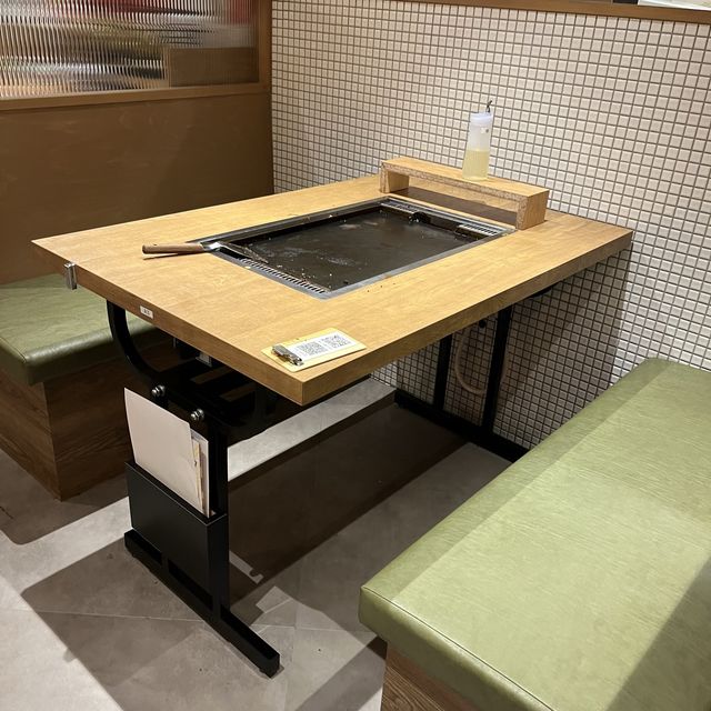 【大阪・東梅田】出汁にこだわった創作もんじゃ「元祖海老出汁 もんじゃのえびせん ホワイティうめだ店」