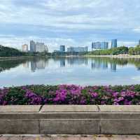 【タイ】都会のど真ん中に現れる癒しの公園