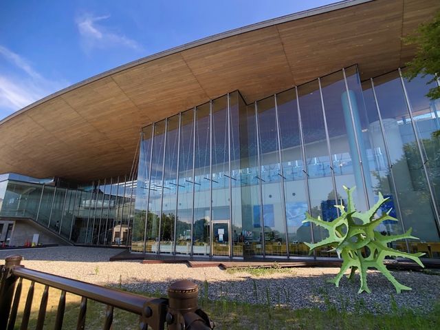 滋賀県立琵琶湖博物館