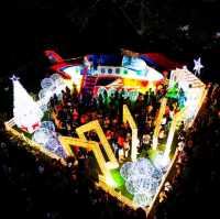 Christmas symbols Capital of Philippines 