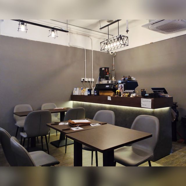 【咖啡研究所☕️燒春雞拼烤豬肋骨】