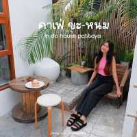 #ร้านลับพัทยา #Besideu #คาเฟ่ขะหนม 
